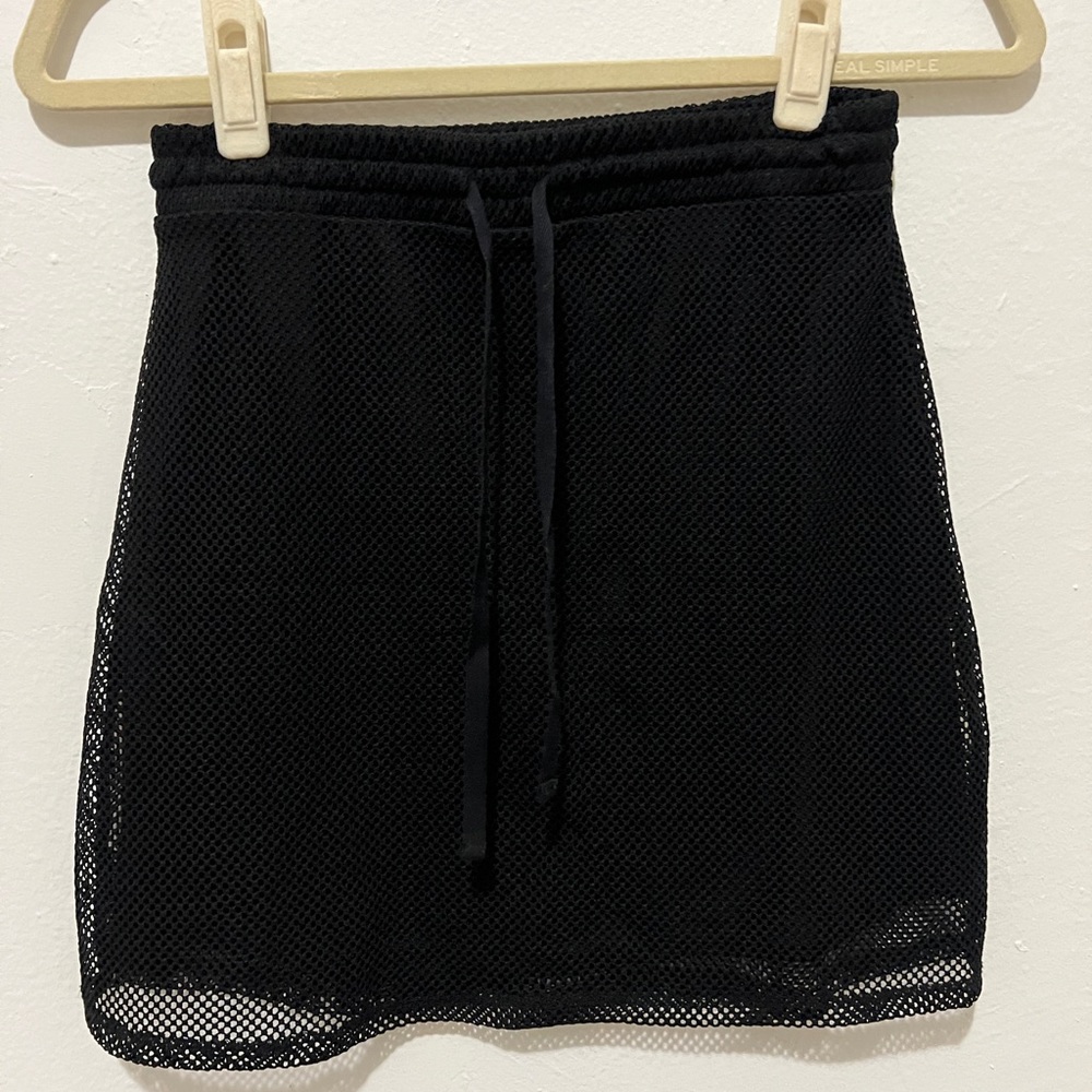 Garage skirt